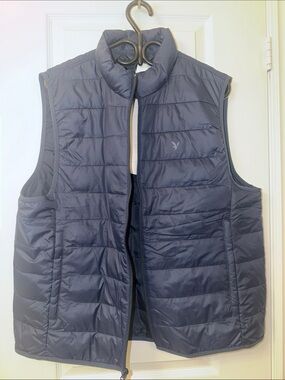 American Eagle Outfitters Navy Quilted Puffer Vest